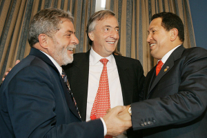 Lula, Nestor Kirchner e Hugo Chávez, ex-presidentes do ciclo progressista na América Latina