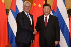 Xi felicita Díaz-Canel e afirma vontade de estabelecer laços com Cuba