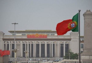 China promete impulsionar investimentos em Portugal
