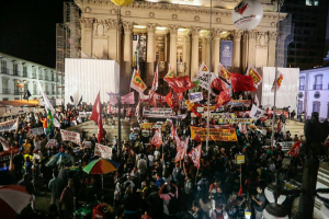 Manifestação no Rio de Janeiro foi até a Assembleia Legislativa
