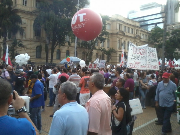 Brasil terá greve geral esta sexta-feira (28)