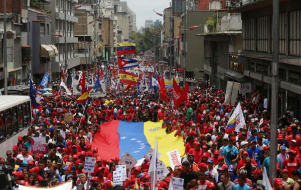 Venezuela rechaça ofensiva da direita para desestabilizar o país e forçar intervenção estrangeira