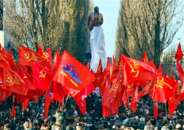 Dúzias de partidos comunistas condenam ilegalização &quot;criminosa&quot; do PC da Ucrânia
