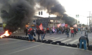 Ação da Frente do Povo Sem Medo em Goiânia