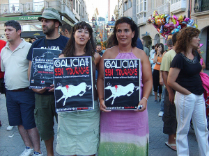 Manifestaçom contra as selvagens touradas espanholas em Ponte Vedra, em 2006