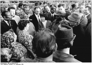 Samora Machel recepcionado na Alemanha Democrática pelo líder comunista Erich Honecker, em 1980.