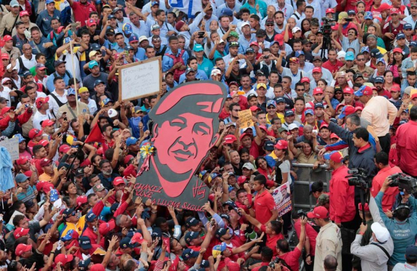 Com a nova Assembleia Constituinte, &#039;todo o poder da pátria&#039; será do povo, afirma Maduro