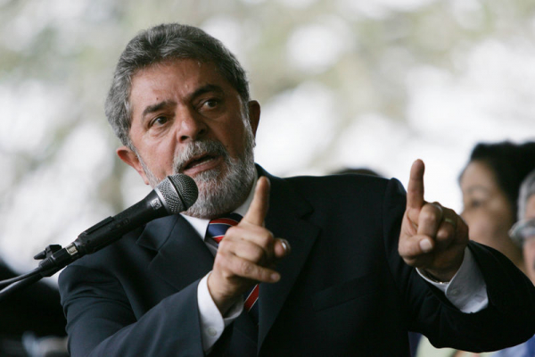 Garanhuns, PE - Presidente Lula discursa durante sua visita a sede provisória da Unidade Acadêmica de Garanhuns da Universidade Federal Rural de Pernambuco.