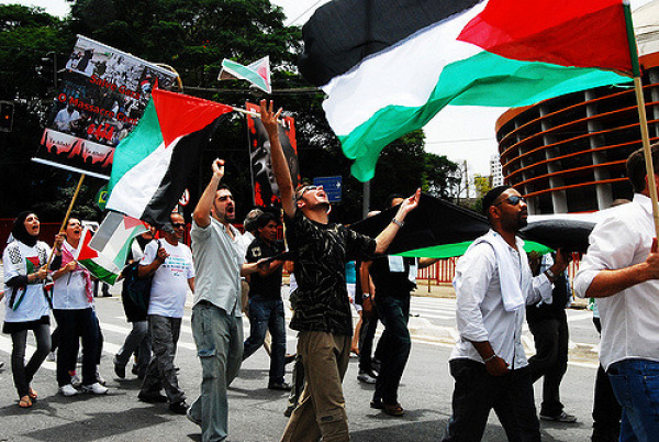 Manifestação contra o genocídio israelense em Gaza (Palestina). São Paulo, 2009.
