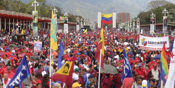 Venezuelanos ratificam compromisso com pátria soberana no Dia Anti-imperialista
