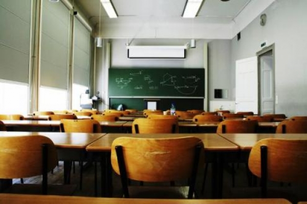 Escolas de Coimbra criticam contratos de associação
