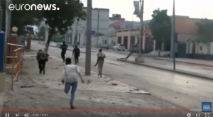 &quot;Je Suis Mogadíscio&quot;? Carro-bomba faz 35 mortos em hotel da capital da Somália