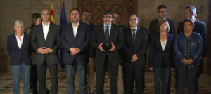 Puigdemont e o seu governo anunciam que avançarám face o reconhecimento internacional e a declaraçom de independência em funçom dos resultados, no dia 1 de outubro polas 23.00