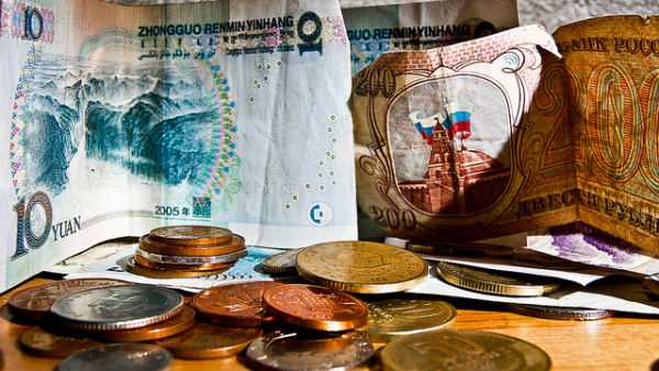 Compensação China-rublo e o sistema EUA-dólar