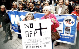 Lembram do "exemplo chileno"?: Aposentam-se com 1/3 do salário