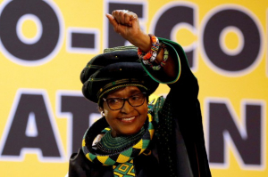 Comunistas da África do Sul lamentam morte de Winnie Madikizela-Mandela