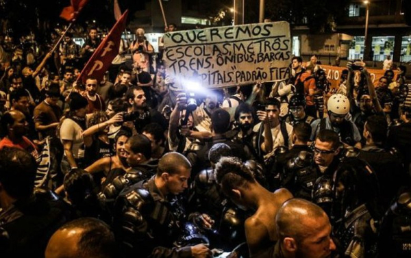 Condenação de 23 manifestantes mostra que país vive escalada da repressão