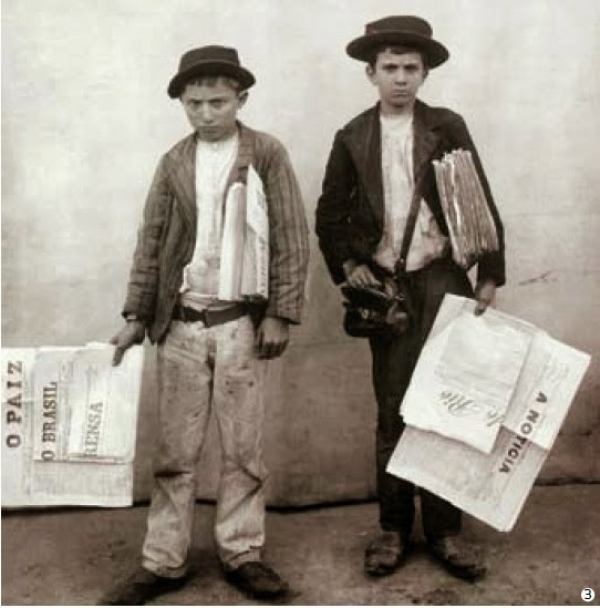 Trabalho infantil, jornaleiros no Rio de Janeiro em 1899.