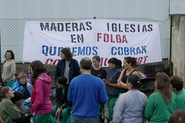 Greve indefinida do pessoal de &#039;Maderas Iglesias&#039;, no Porrinho