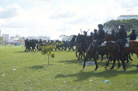 Cenário de guerra: Polícia Militar ataca manifestantes do "Ocupa Brasília"
