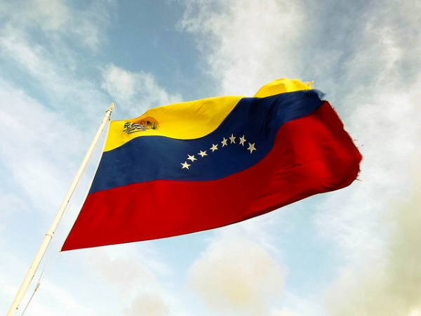 Venezuela ratifica vocação de paz com convocação de eleições presidenciais